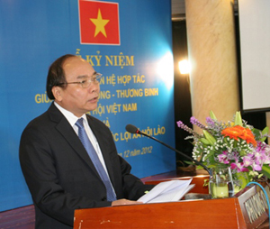 เวียดนาม-ลาวส่งเสริมความร่วมมือด้านแรงงานและสังคม